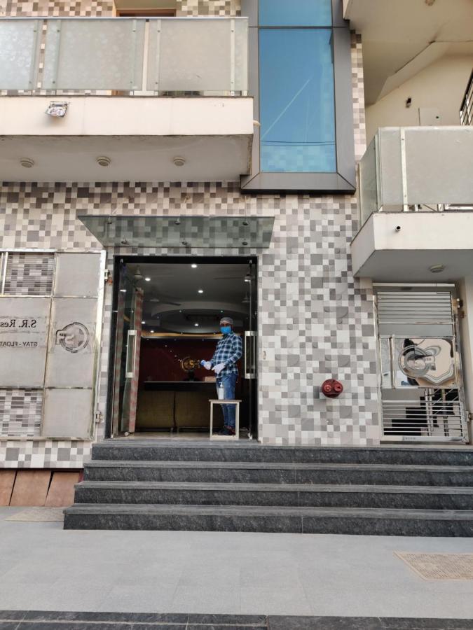S.R. Residency Hotel Zirakpur Eksteriør billede